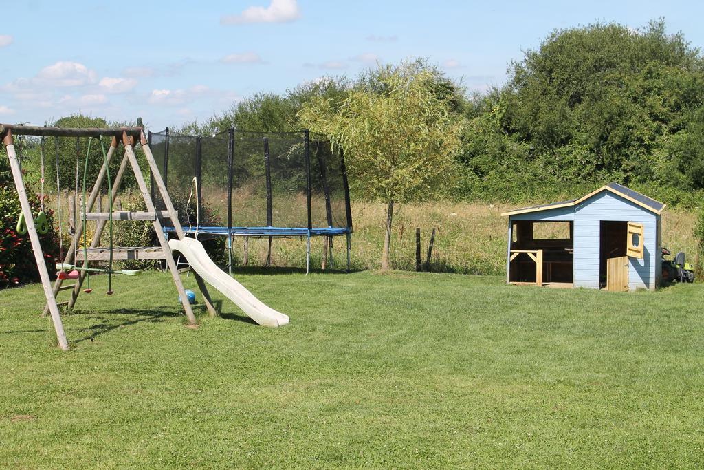 مبيت وإفطار Saint-Gervais en-Belin Le Champ De La Ferme المظهر الخارجي الصورة